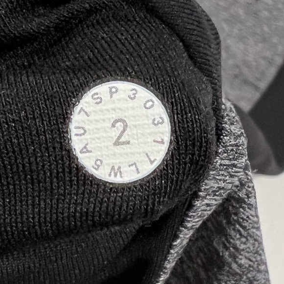 Lululemon Box It Out Tight High Rise Leggings Sz 2 - Picture 10 of 11